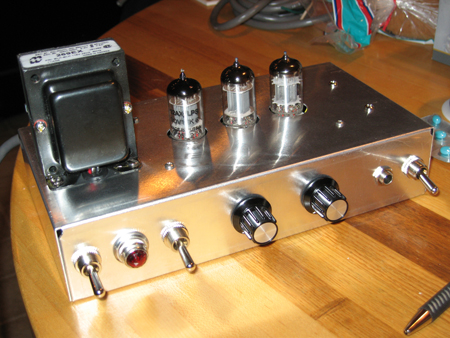 portfolio\tube_amp\imgs\completed.jpg